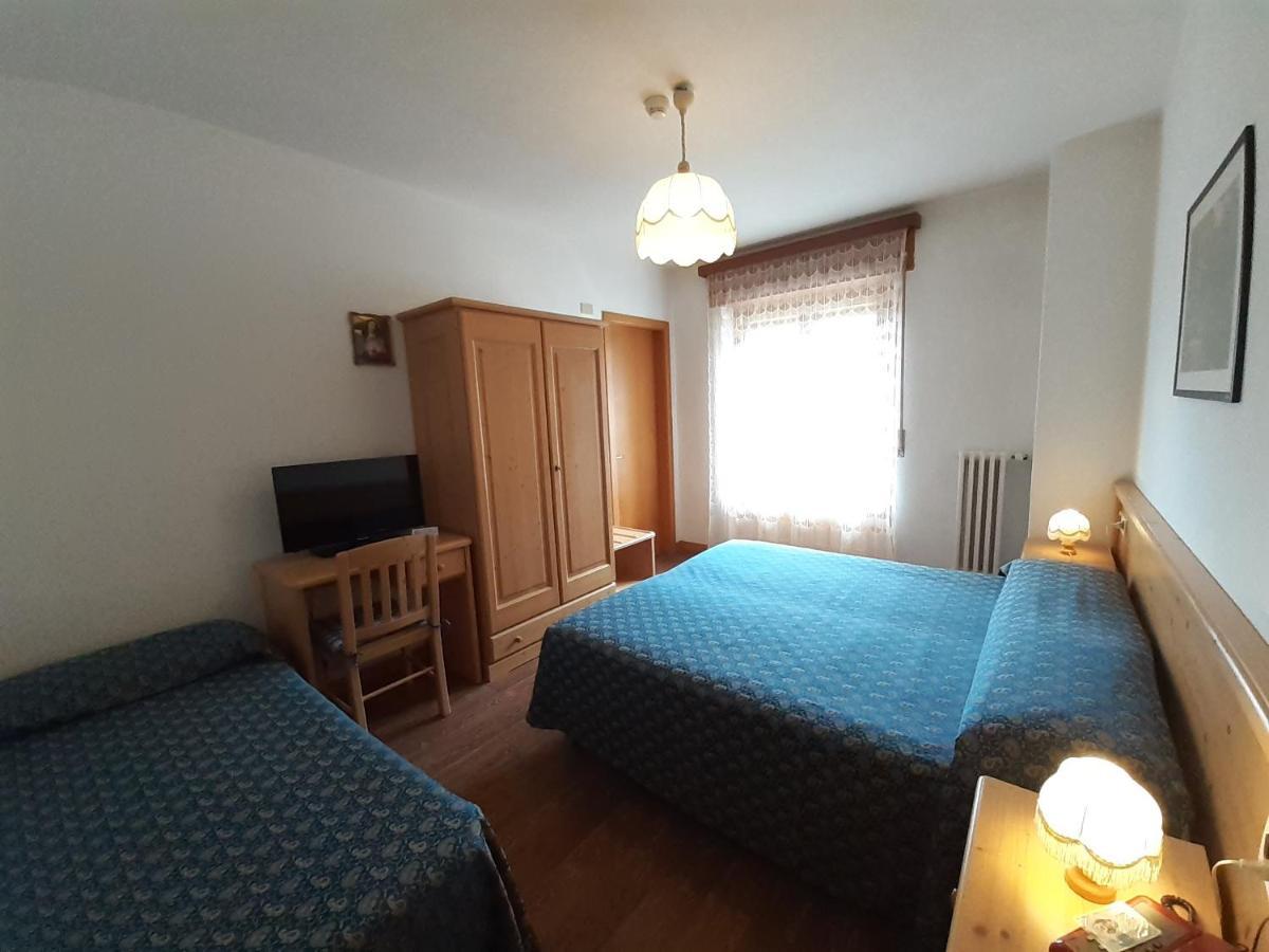 Hotel Garni Miramonti ฟัลกาเด ภายนอก รูปภาพ